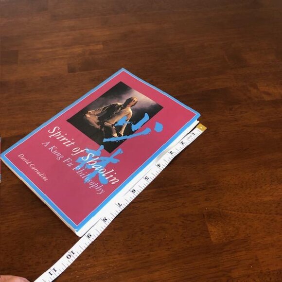 Spirit of Shaolin: A Kung Fu Philosophy Paperback Vintage Pre-Owned Book. - Picture 7 of 13